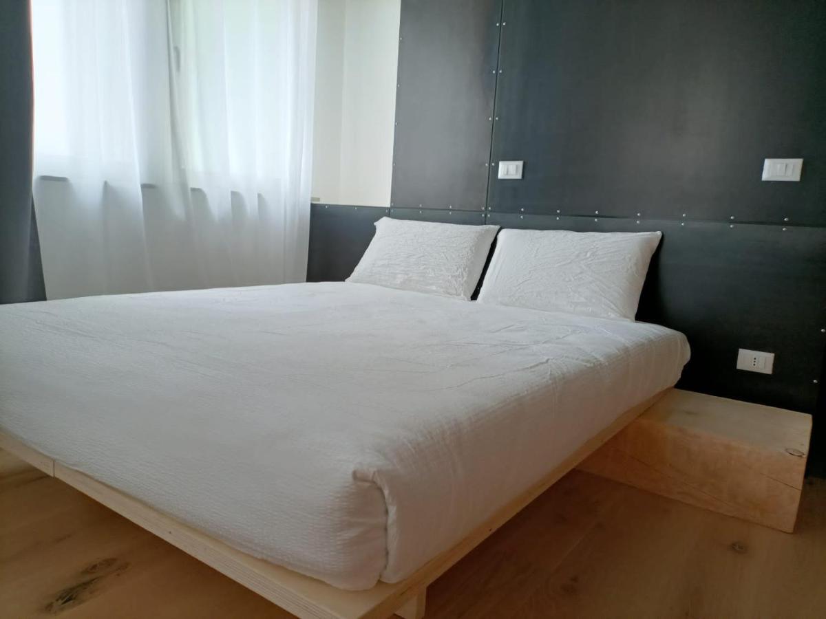Le Meridiane City Rooms In Trento Exterior foto